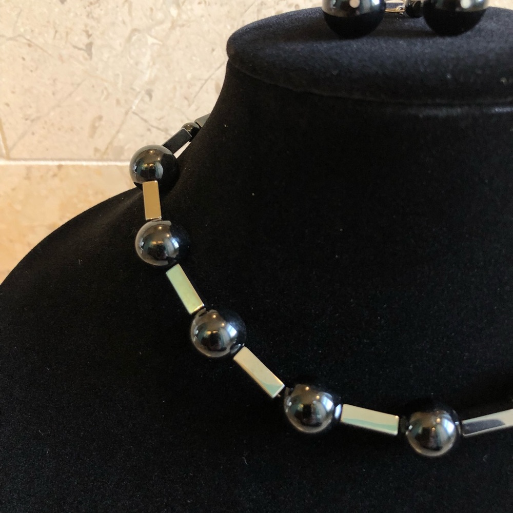 Modern hematite & black vintage glass choker set